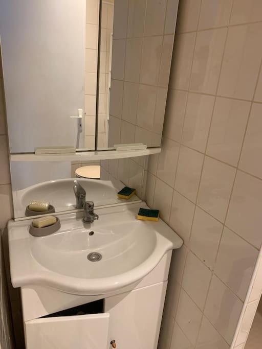 Appartement Design Champ De Mars, 2 Pieces Quartier Tour Eiffel Paris Luaran gambar